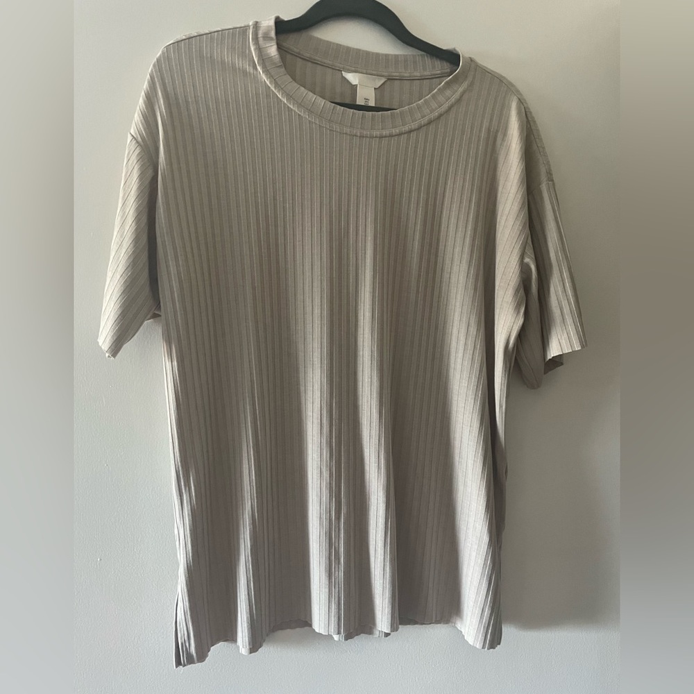 NWOT H&M ribbed tee